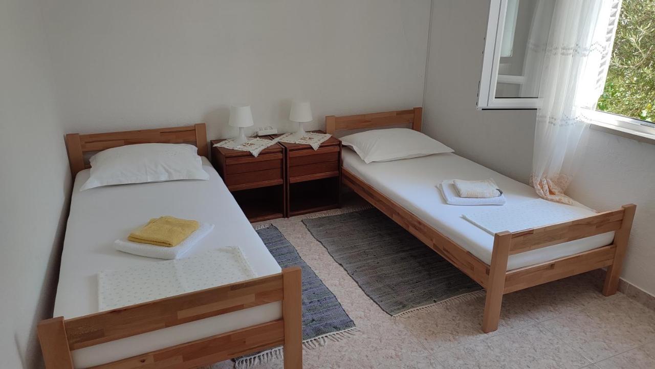 Apartmani Vinko Bol Luaran gambar
