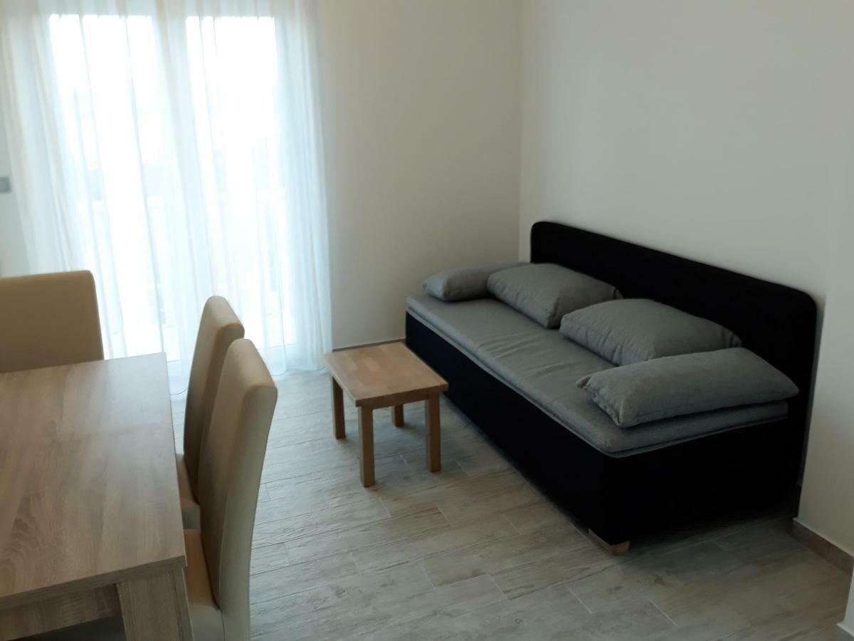 Apartmani Vinko Bol Luaran gambar