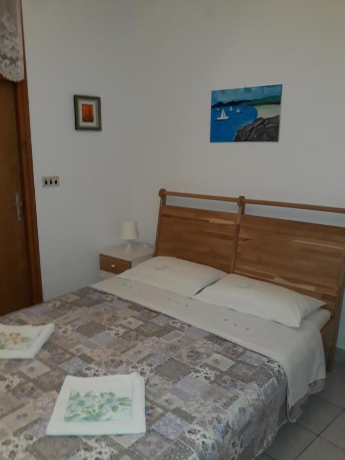 Apartmani Vinko Bol Luaran gambar